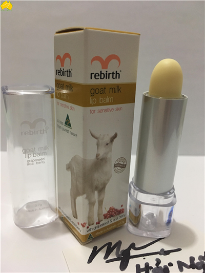 Dương môi Rebirth Goat Milk Lip Balm cho da nhạy cảm với hạt nho Grapeseed & Acai Berry